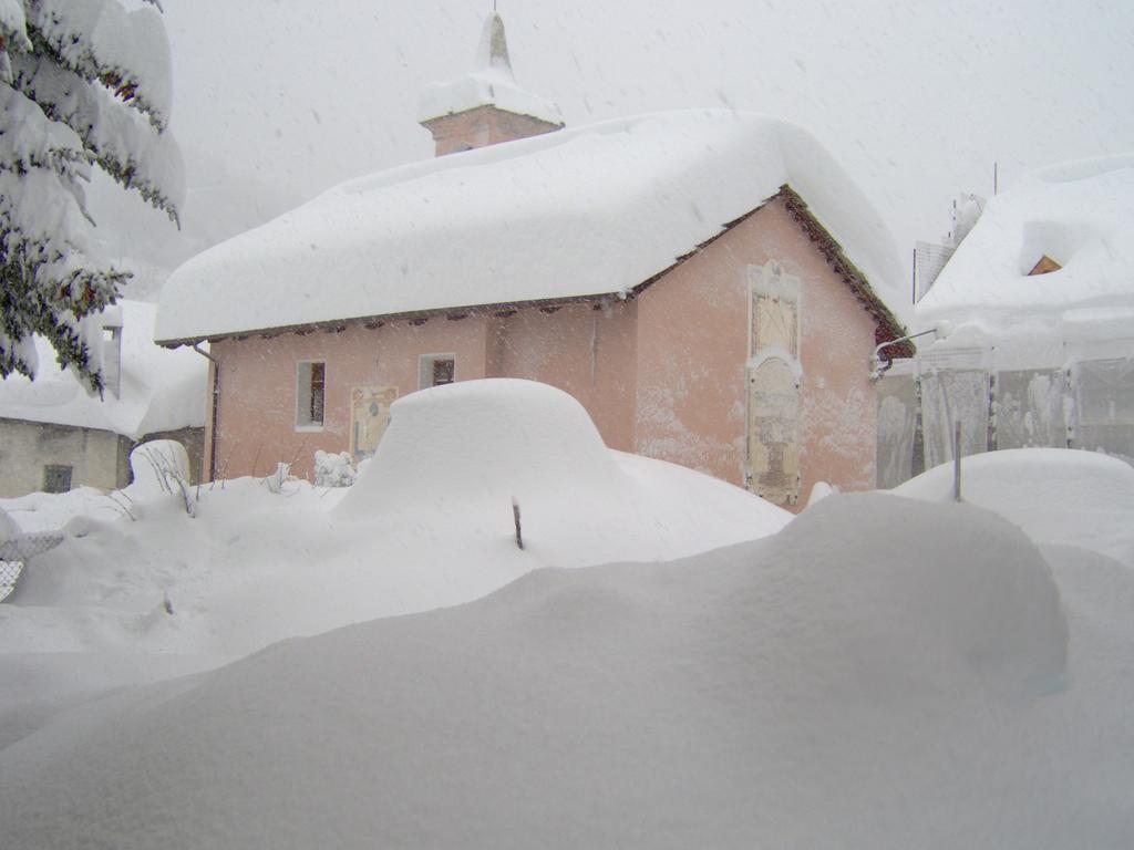 Casa Grande Apartment Pragelato Luaran gambar