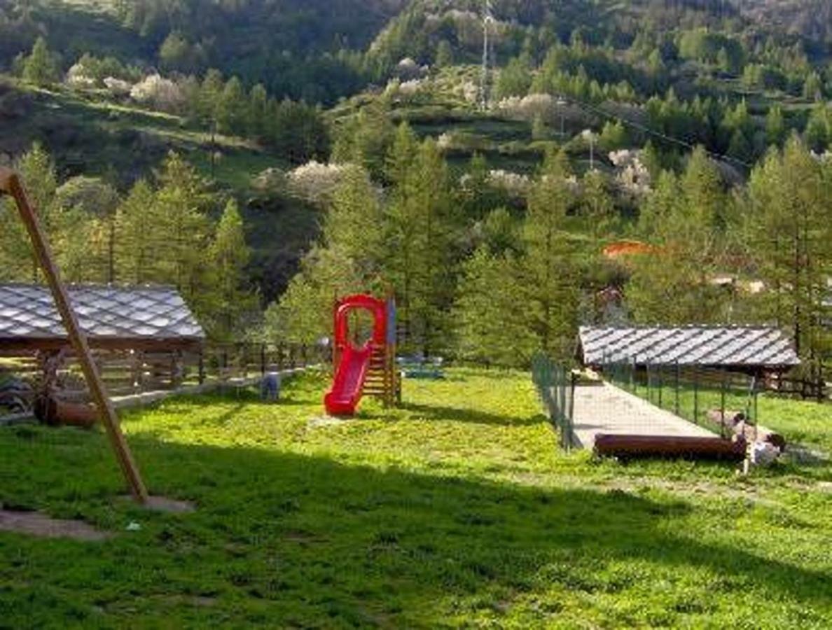 Casa Grande Apartment Pragelato Luaran gambar